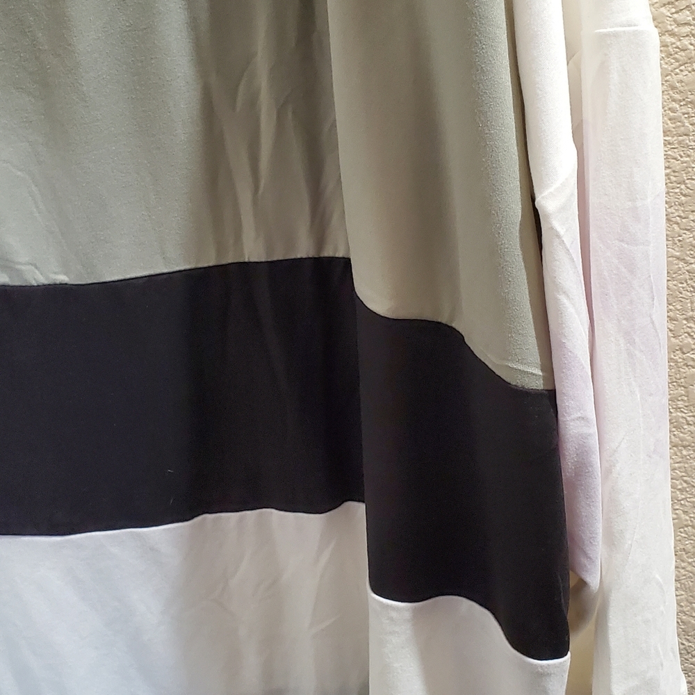 Blouse - Picture 3 of 3